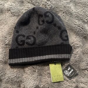 Gucci Men’s Gray & Black GG Pattern Knit Beanie